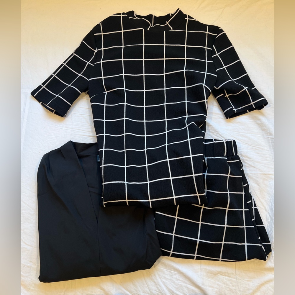 Women’s Size Medium Clothing Bundle